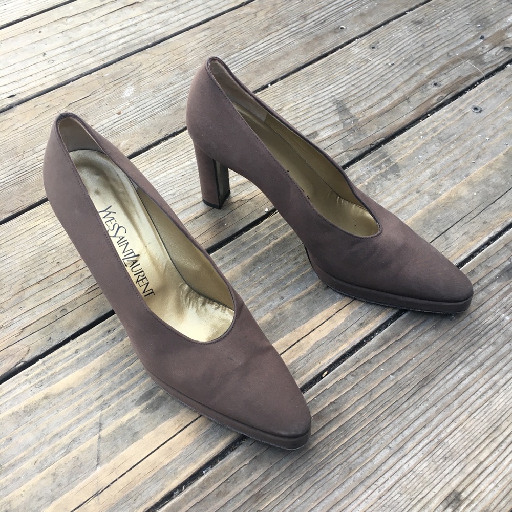 Vintage *Yves Saint Laurent* Choco Pumps~
